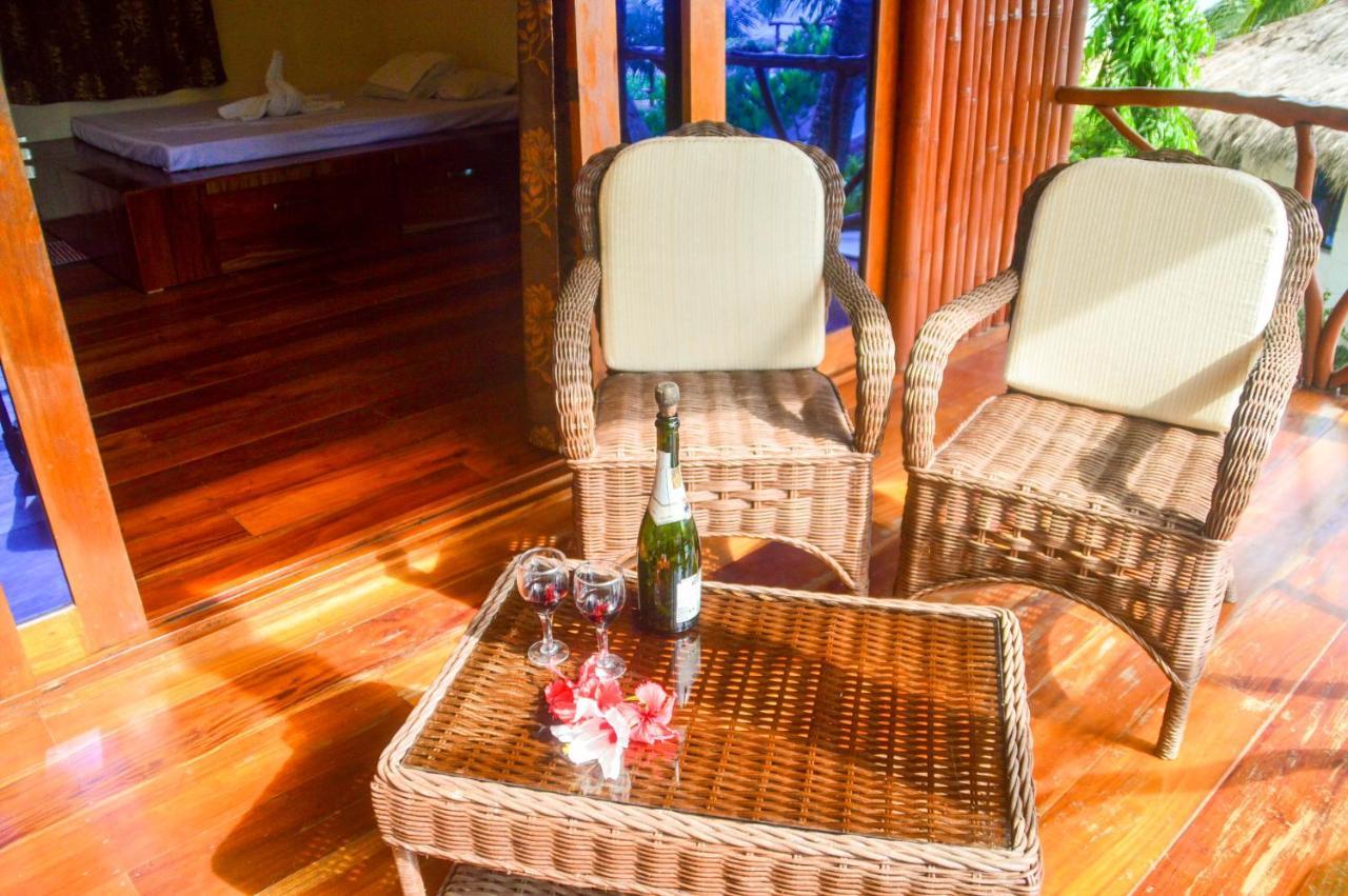 Camaya-An Paradise Beach Resort Malabugas Екстериор снимка